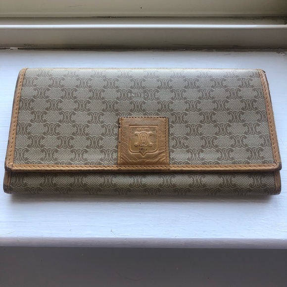 Celine Handbags - Celine Longwallet